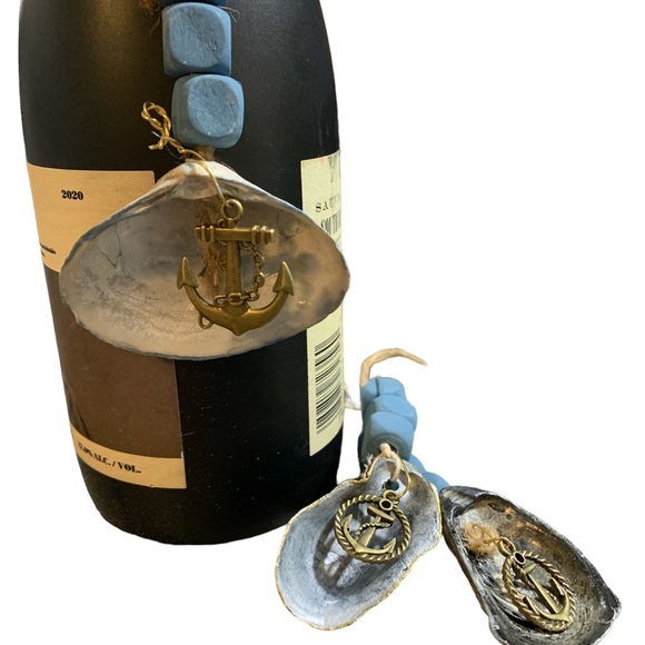 HOST PICK 🎉3 Bottle Charm Bundle -2 Oyster shell & 1 Clam Shell w/ Anchor Charm - Picture 4 of 12